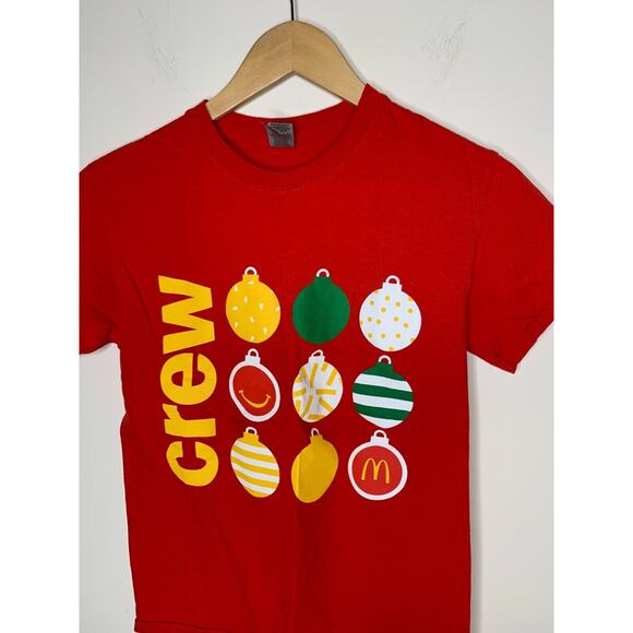 McDonalds Shirt Mens Small Red Christmas Employee Work Ornaments Crew Holiday - Picture 2 of 5